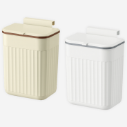 Kosz na śmieci wiszący na szafkę - z pokrywą